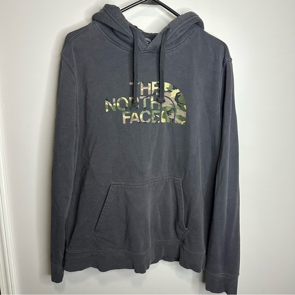 The North Face Other - Men’s The North Face Size‎ Medium Grey/Camo Hooded Sweatshirt